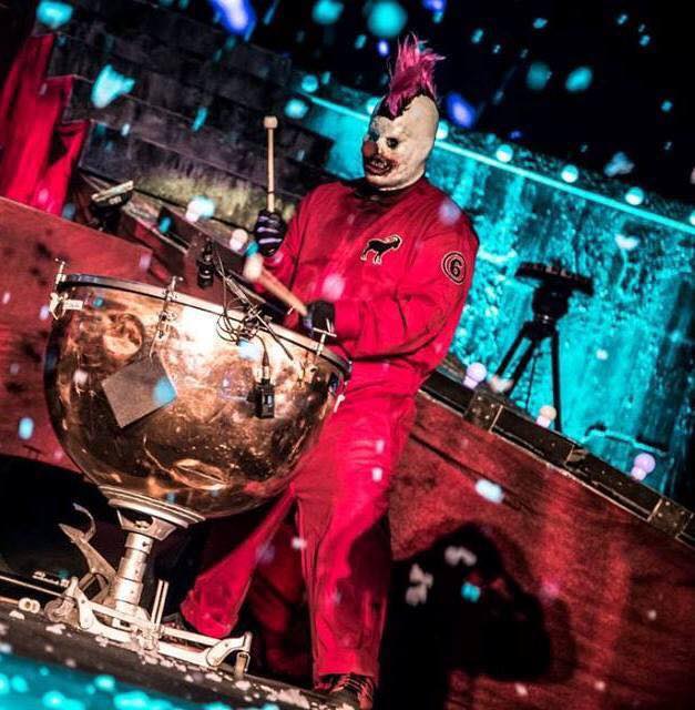 .5 Shawn "Clown" Crahan 6 Slipknot History